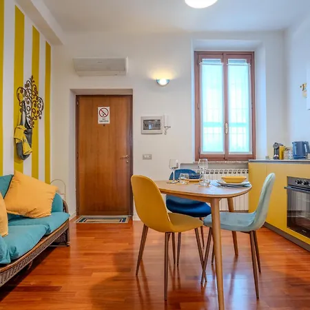Ospitali - Casa La Fontanella, Suggestivo Bilocale X2 In Corte 아파트